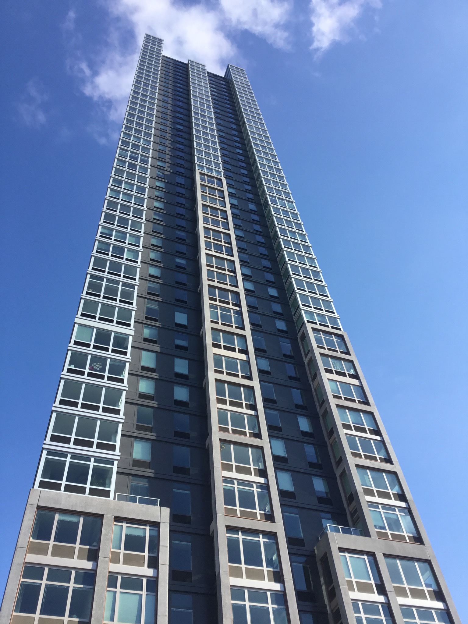 5241 Center Boulevard waterfront tower