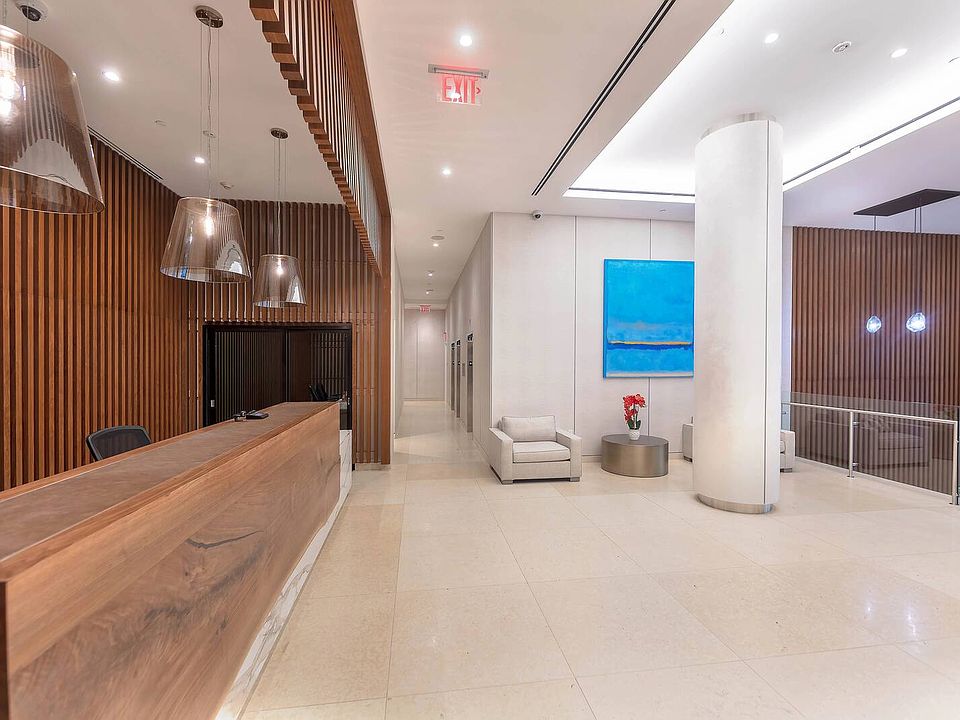 Concierge lobby at Ocean Drive